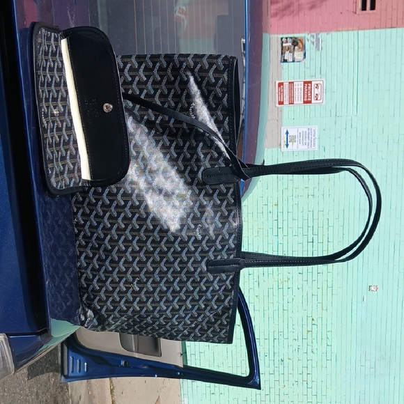 Goyard Navy and Black Tote Bag - Picture 1 of 2